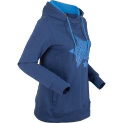 Bluza bawełniana z kapturem i nadrukiem w gwiazdy, długi rękaw bonprix kobaltowy. Niebieskie bluzy rozpinane damskie bonprix, z nadrukiem, z bawełny, z długim rękawem, długie, z kapturem. Za 99,99 zł.