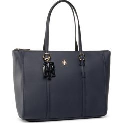 Torebka TOMMY HILFIGER - Th Chic Tote AW0AW07986 CJM. Niebieskie torebki klasyczne damskie TOMMY HILFIGER, bez wzorów, ze skóry ekologicznej, klasyczne, na ramię, bez dodatków. W wyprzedaży za 489,00 zł.