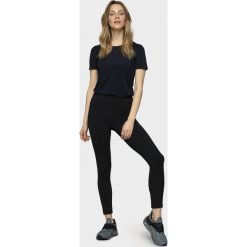 Legginsy damskie LEG600 - głęboka czerń - Outhorn. Spodnie damskie Outhorn, z dzianiny. W wyprzedaży za 39,99 zł.