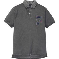 Shirt polo z efektem wytarcia bonprix antracytowy. Szare koszulki męskie bonprix, s, bez wzorów, z tkaniny, bez rękawów. Za 74,99 zł.