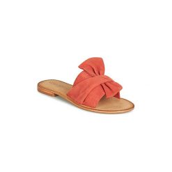 Klapki Vero Moda KALA LEATHER. Różowe klapki damskie Vero Moda, bez wzorów, bez obcasa. W wyprzedaży za 125,30 zł.