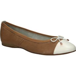 BALERINY TAMARIS 1-22129-26. Brązowe baleriny damskie Tamaris, bez wzorów, bez obcasa. Za 129,99 zł.