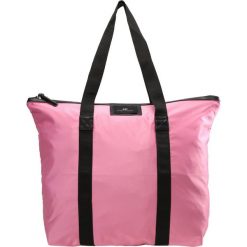 DAY Birger et Mikkelsen DAY POPPY BAG Torba na zakupy pink peach. Czerwone torby damskie na zakupy marki DAY Birger et Mikkelsen. Za 229,00 zł.