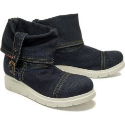 LANQIER 41C258 jeans, botki damskie. Botki damskie Lanqier, z jeansu, bez obcasa, bez zapięcia. Za 269,90 zł.