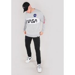 Bluza Alpha Industries NASA Inlay 178308-17 - szary. Szare bluzy męskie Alpha Industries, m, bez wzorów, bez kołnierzyka, bez rękawów, bez kaptura. Za 247,99 zł.