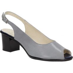 Sandały casu 3929. Szare sandały damskie Casu, bez wzorów, ze skóry, eleganckie, bez obcasa, bez zapięcia. Za 199,99 zł.