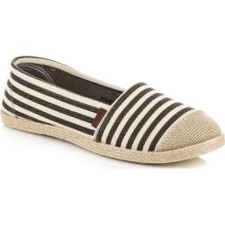PRĄŻKOWANE ESPADRYLE. Brązowe espadryle damskie marki SMALL SWAN. Za 40,90 zł.