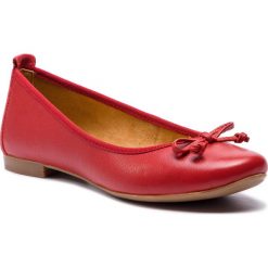 Baleriny LASOCKI - RST-IKA-09 Red. Czerwone baleriny damskie Lasocki, bez wzorów, ze skóry, bez obcasa. Za 119,99 zł.