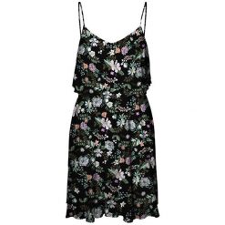 Vero Moda Kobiety ubierają Simply Easy Strap Short Dress (rozmiar M). Spódniczki damskie Vero Moda, m, bez wzorów. W wyprzedaży za 77,00 zł.
