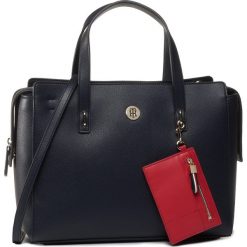 Torebka TOMMY HILFIGER - Charming Tommy Satchel AW0AW08159 CJM. Niebieskie torebki klasyczne damskie TOMMY HILFIGER, bez wzorów, ze skóry ekologicznej, klasyczne, na ramię, bez dodatków. W wyprzedaży za 519,00 zł.