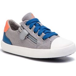 Trampki GEOX - J Gisli B. A J925CA 01054 C0069 M Grey/Royal. Szare trampki chłopięce Geox, bez wzorów, z gumy, na sznurówki. W wyprzedaży za 119,00 zł.