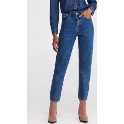 Jeansy mom - Granatowy. Niebieskie jeansy damskie Reserved. Za 99,99 zł.