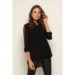 Bluzka "Jennifer" w kolorze czarnym. Czarne bluzki damskie Manoukian, m, w koronkowe wzory, z koronki, z okrągłym kołnierzem. W wyprzedaży za 85,95 zł.