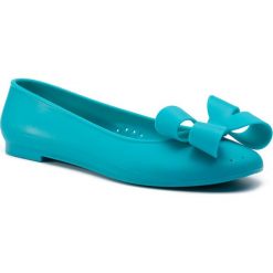 Baleriny BASSANO - WP41-127761 Blue. Niebieskie baleriny damskie Bassano, bez wzorów, z tworzywa sztucznego, bez obcasa. W wyprzedaży za 19,99 zł.