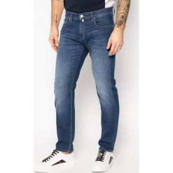 Jeansy Regular Fit Pierre Cardin 30031. Niebieskie jeansy męskie Pierre Cardin, m, bez wzorów. W wyprzedaży za 409,00 zł.