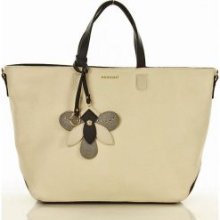 MONNARI Stylowa torba shopper bag jasny jasny beżowy. Brązowe torby damskie na zakupy Monnari, w paski, ze skóry, eleganckie, zdobione, z breloczkiem. Za 187,00 zł.