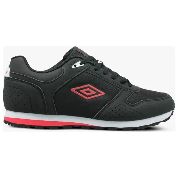 Umbro Follow Ii buty męskie, czarny, rozmiar 45. Czarne buty sportowe męskie Umbro, ze skóry, bez zapięcia. W wyprzedaży za 103,99 zł.