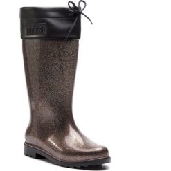 Kalosze MELISSA - Rain Boot Ad 32422 Black/Glitter 52324. Pomarańczowe kalosze damskie Melissa, bez wzorów, ze skóry ekologicznej. W wyprzedaży za 289,00 zł.