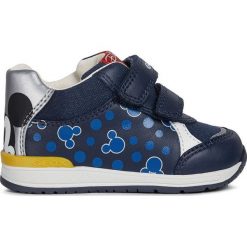 Geox - Buty dziecięce. Niebieskie trampki chłopięce Geox, bez wzorów, ze skóry, sportowe, bez zapięcia. Za 259,90 zł.
