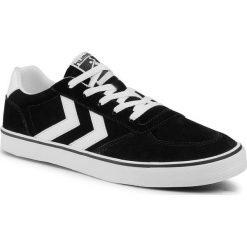 Tenisówki HUMMEL - Stadil 3.0 Suede 207548-2001 Black. Czarne półbuty męskie Hummel, na co dzień, bez wzorów, z zamszu, klasyczne, bez zapięcia. Za 339,00 zł.