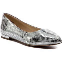 Baleriny CAPRICE - 9-22104-22 Silver Rep.Met 948. Szare baleriny damskie Caprice, bez wzorów, z zamszu, bez obcasa. Za 239,90 zł.