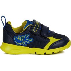 Geox tenisówki chłopięce Runner 20 niebiesko-zielone. Niebieskie buty chłopięce sportowe Geox, bez zapięcia. W wyprzedaży za 195,00 zł.
