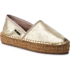 Espadryle LOVE MOSCHINO - JA10223G07JC0900 Platino. Żółte espadryle damskie Love Moschino, bez wzorów, ze skóry ekologicznej, bez obcasa, na obcasie. Za 589,00 zł.