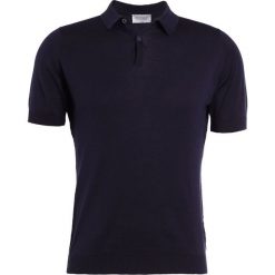 John Smedley RHODES Koszulka polo navy. Niebieskie koszulki polo męskie marki John Smedley, m, z bawełny. W wyprzedaży za 486,75 zł.
