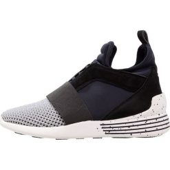 Trampki damskie slip on: KENDALL + KYLIE BRAYDIN Tenisówki i Trampki wysokie mid night/nero
