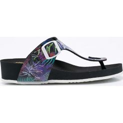 Desigual - Japonki Libra Tropical. Czarne koturny damskie marki Desigual, bez obcasa, na obcasie, bez zapięcia. W wyprzedaży za 169,90 zł.