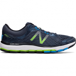 New Balance M1260BB7. Szare buty sportowe męskie New Balance, z gumy, bez zapięcia, do biegania. Za 399,99 zł.