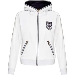 Bluza AERONAUTICA MILITARE. Białe bluzy damskie Aeronautica Militare, z aplikacjami, z dzianiny, bez rękawów, z kapturem. Za 1070,00 zł.