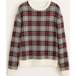 Mango - Sweter Grunge. Czerwone swetry klasyczne damskie marki Mango, s, z bawełny, z okrągłym kołnierzem. W wyprzedaży za 69,90 zł.