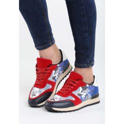 Czerwone Buty Sportowe Street Love. Czerwone buty sportowe damskie marki KALENJI, z gumy. Za 69,99 zł.