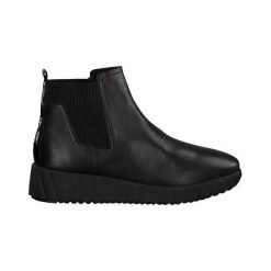 Tamaris Buty czarny female czarny 36. Czarne botki damskie Tamaris, ze skóry, na wysokim obcasie, na zamek. Za 379,00 zł.