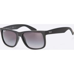 Ray-Ban - Okulary Justin. Czarne okulary przeciwsłoneczne męskie Ray-Ban, z materiału, prostokątne. W wyprzedaży za 499,90 zł.