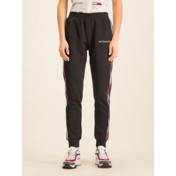 Spodnie dresowe Tommy Sport Fleece S10S100409. Czarne spodnie damskie Tommy Sport, s, z dresówki, sportowe. W wyprzedaży za 249,00 zł.