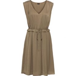 Sukienka bonprix zielony khaki. Zielone sukienki damskie bonprix, na lato, bez wzorów, bez kołnierzyka, bez rękawów. Za 79,99 zł.