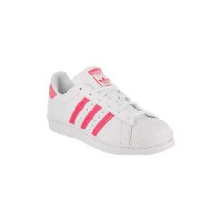 Buty adidas SUPERSTAR DB1210. Białe trampki i tenisówki damskie marki Adidas, bez wzorów, bez zapięcia. Za 318,05 zł.