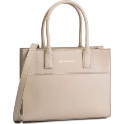 Torebka EMPORIO ARMANI - Y3A115 YSE2B 80100 Taupe. Brązowe torebki klasyczne damskie Emporio Armani, bez wzorów, ze skóry, klasyczne, bez dodatków. W wyprzedaży za 869,00 zł.