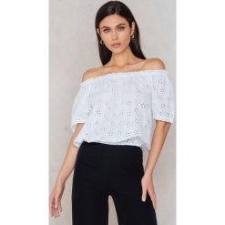Rut&Circle Top Boel singoalla - White. Białe topy damskie Rut&Circle, w kwiaty, bez kołnierzyka. Za 80,95 zł.