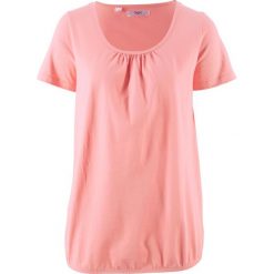 Shirt bawełniany, krótki rękaw bonprix jasny koralowy. Różowe koszulki damskie marki bonprix, bez wzorów, z bawełny, bez kołnierzyka, z krótkim rękawem. Za 29,99 zł.
