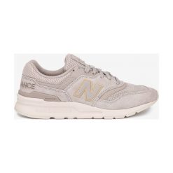New Balance 997 Tenisówki Szary Beżowy. Szare trampki i tenisówki damskie New Balance, bez wzorów, ze skóry, bez zapięcia. Za 430,95 zł.