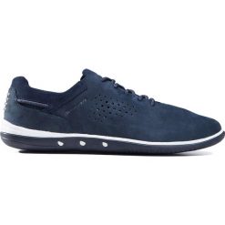 Buty TBS MAHANI. Niebieskie buty sportowe męskie TBS, z zamszu, bez zapięcia. Za 480,00 zł.