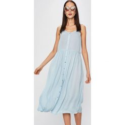 Vero Moda - Sukienka. Niebieskie sukienki damskie Vero Moda, na co dzień, s, bez wzorów, z wiskozy, casualowe, z dekoltem karo, bez rękawów, midi, proste. W wyprzedaży za 69,90 zł.