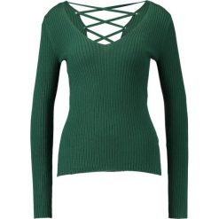 Swetry klasyczne damskie: Miss Selfridge LATTICE BACK Sweter green