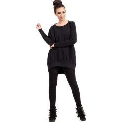 Czarna Bluza Oversizowa Nierozpinana z Koronką. Czarne bluzki damskie marki Molly.pl, s, w koronkowe wzory, z koronki, bez rękawów, bez kaptura. Za 155,90 zł.