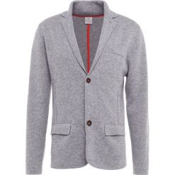 FTC Cashmere Marynarka opal grey. Szare kardigany męskie marki FTC Cashmere, z kaszmiru. W wyprzedaży za 989,50 zł.