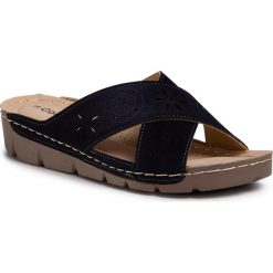 Klapki COMFORT BASIC - Sandalia Sra. C 44917 Navy. Niebieskie klapki damskie Comfort Basic, bez wzorów, ze skóry ekologicznej, bez obcasa. W wyprzedaży za 99,00 zł.