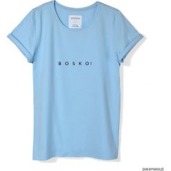 T-shirt błękitny BOSKO!. Niebieskie t-shirty damskie Pakamera, z napisami, klasyczne, z klasycznym kołnierzykiem. Za 89,00 zł.